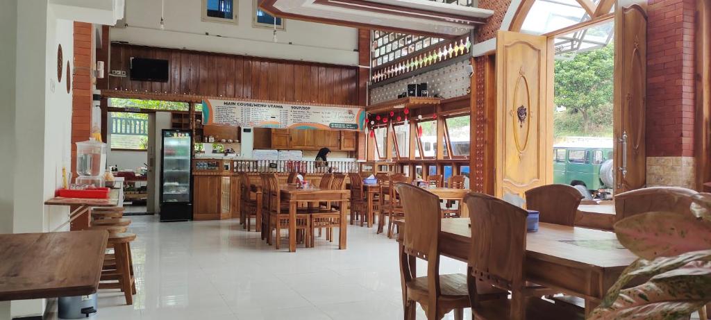 Restaurace v ubytování Harmony Resto&Homestay