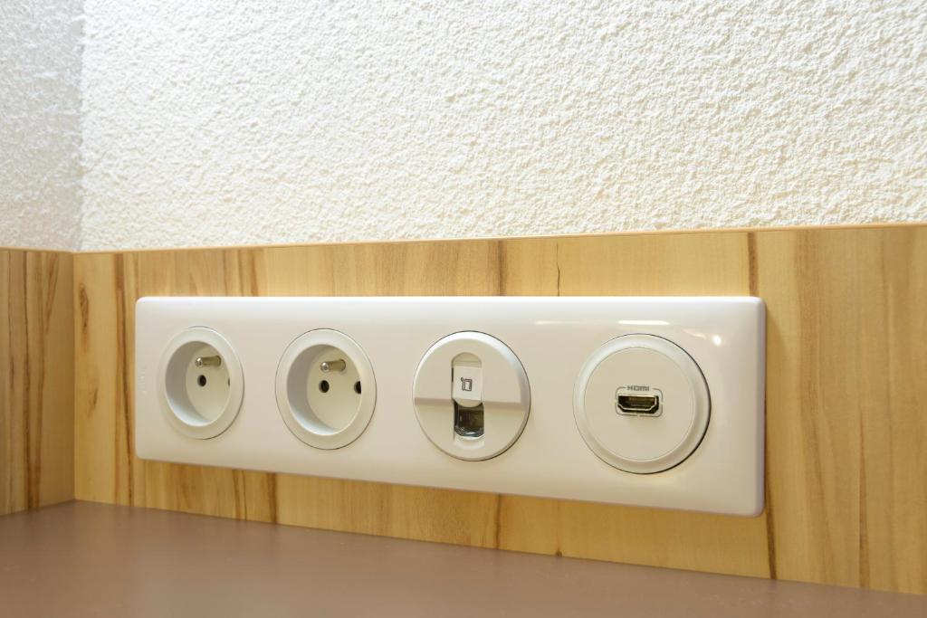 Brit Hotel Reims Croix Blandin - Resim 5