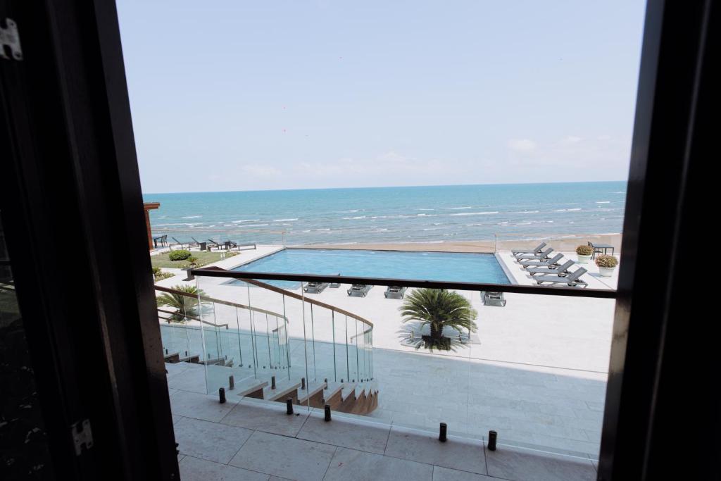 Nespecifikovaný výhled na moře nebo výhled na moře při pohledu z hotelu