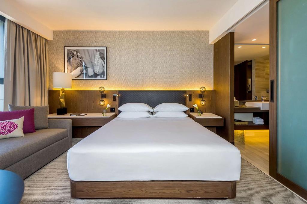 Postel nebo postele na pokoji v ubytování Hyatt Regency Andares Guadalajara