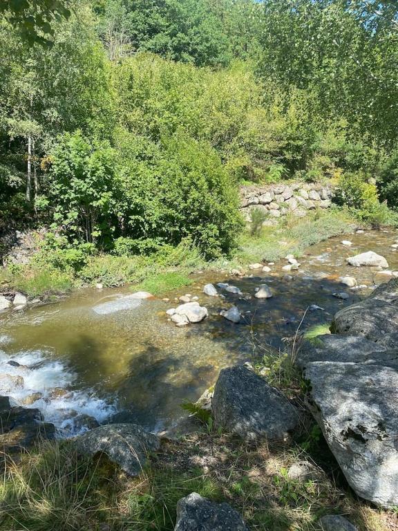 Fotografia z galérie ubytovania Chalet chaleureux l’hospitalet près l’andorre . v destinácii LʼHospitalet-près-lʼAndorre
