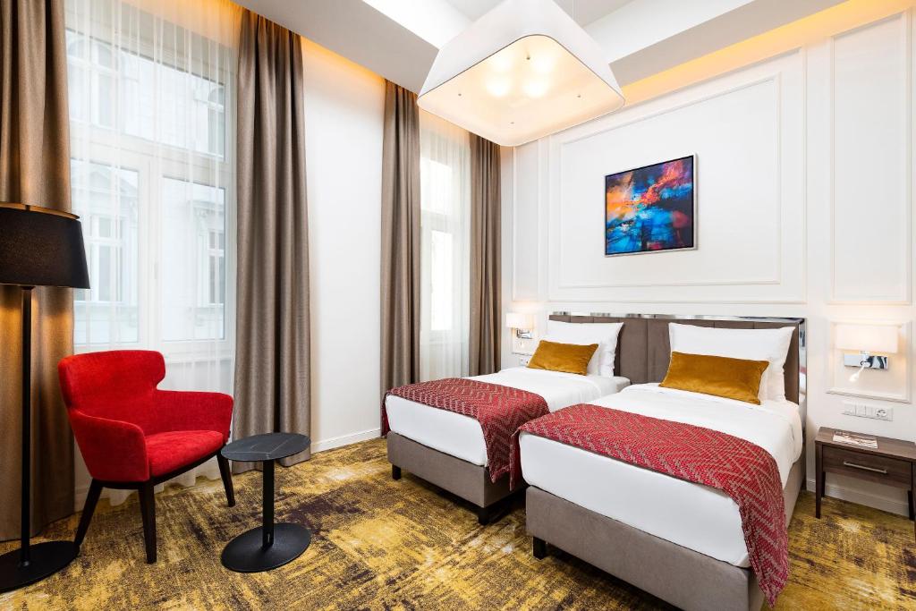 Three Corners Avenue Hotel - Resim 28