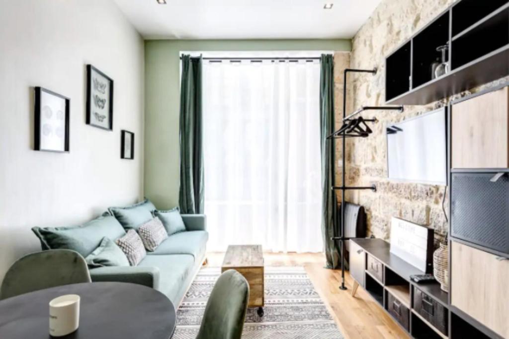 Photo de la galerie de l'établissement T2 with Wifi near Montmartre, à Paris