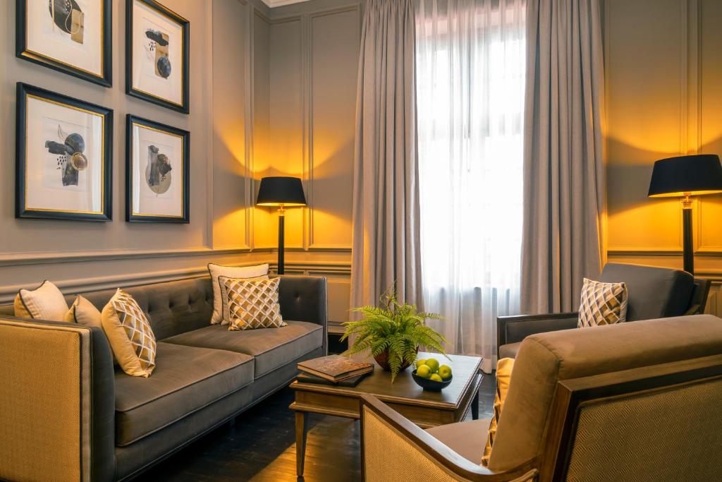 Istumisnurk majutusasutuses The Grand Hotel - Heritage Grand