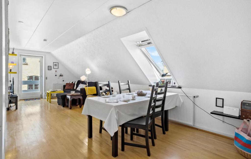 Travel Proud Nice Home In Mariager With Wifi - Vakantiehuis Met één Slaapkamer