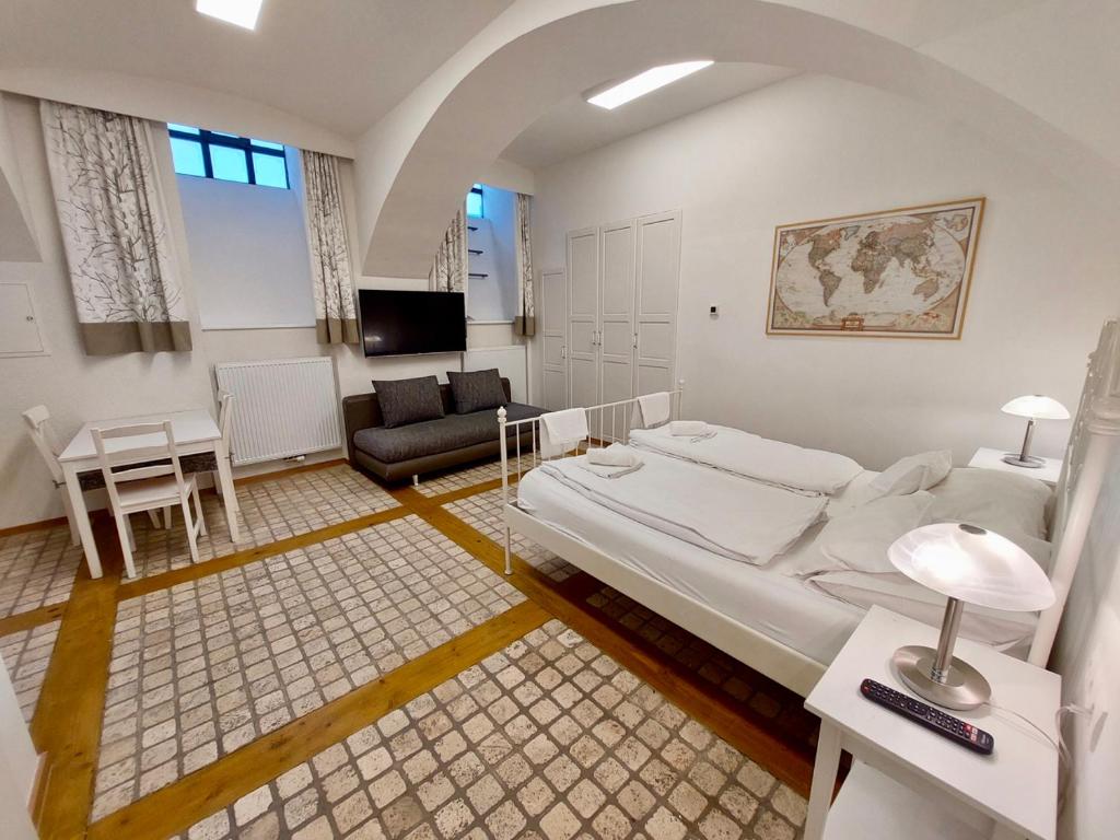 Modern Studios near City Center - Resim 11