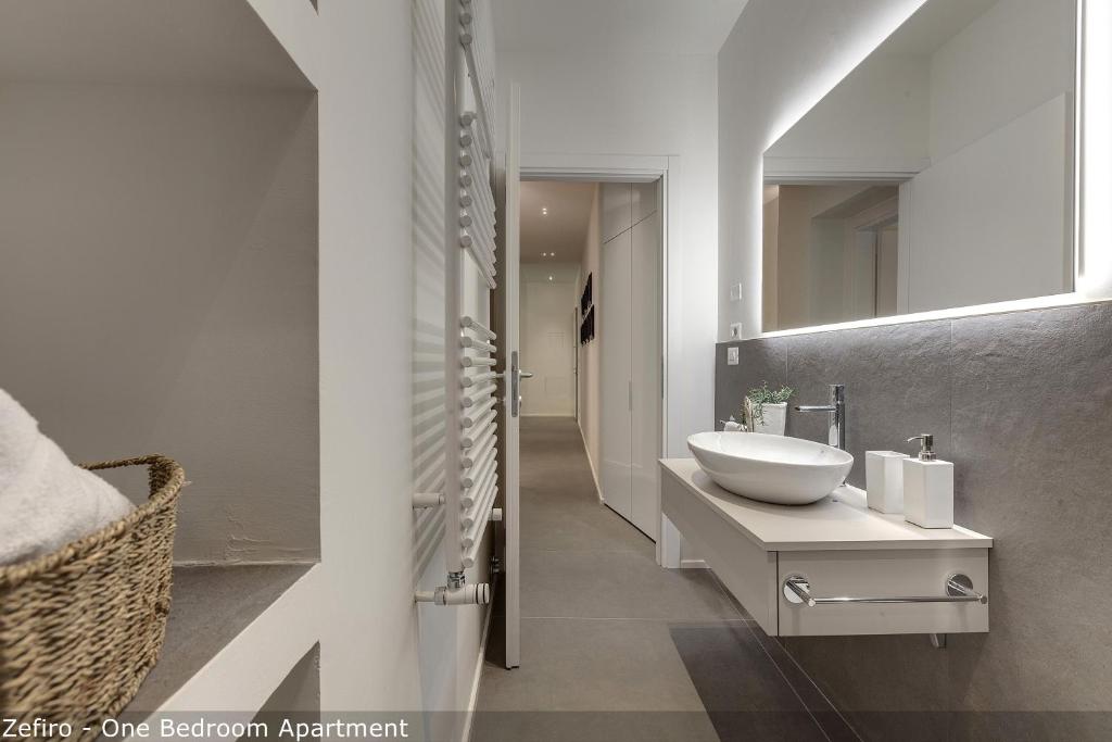 Venere & Zefiro Apartments by Mamo Florence - 1