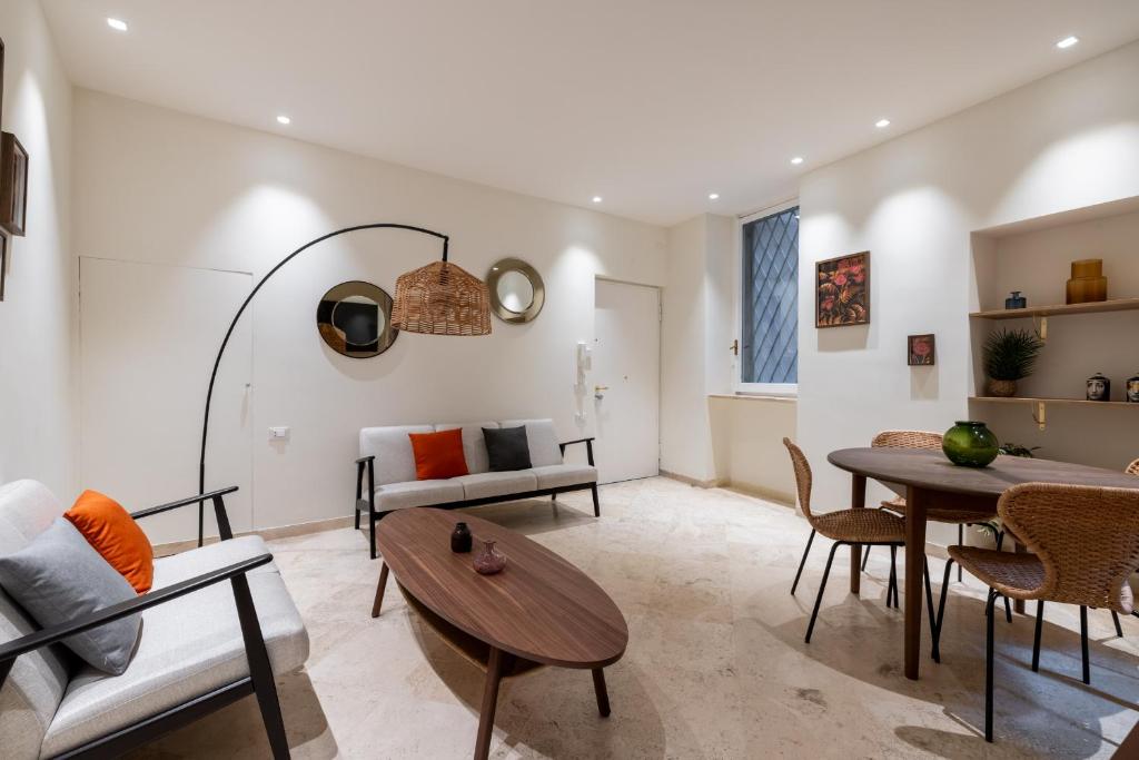 Charming 3 Bedroom Apartment in the Historic Center