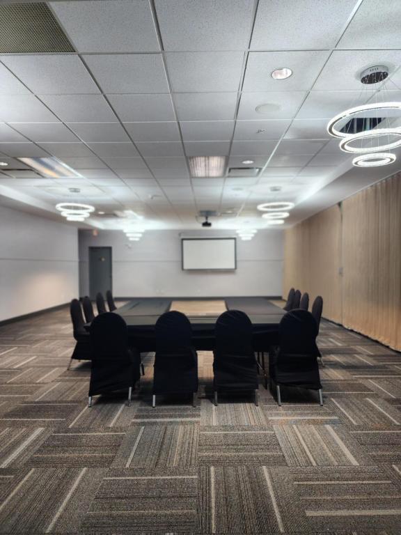 Konferenční prostory v ubytování Merit Hotel & Suites