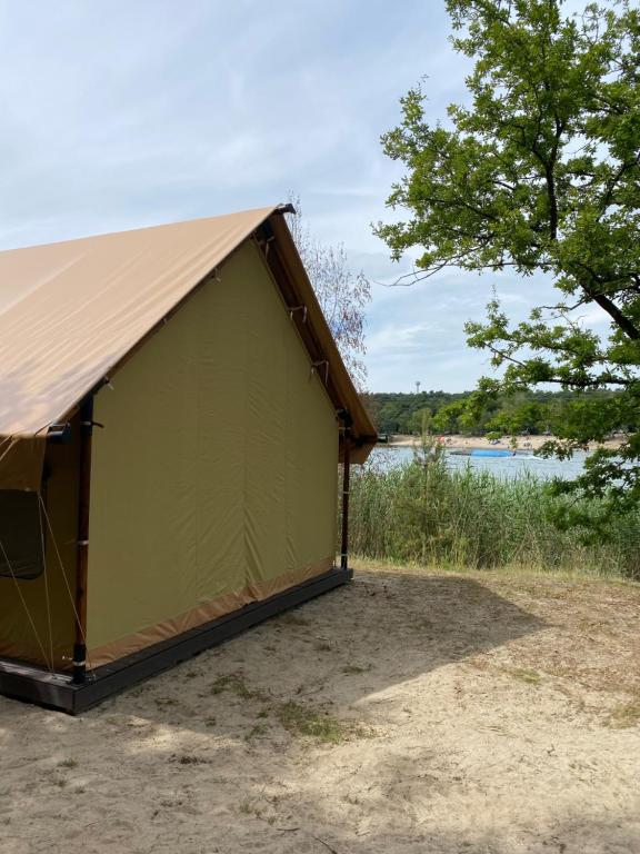 purenudism.com девочки в трусиках( Erholungsgebiet Blauer See, Гарбсен (актуальные цены 2025 года)