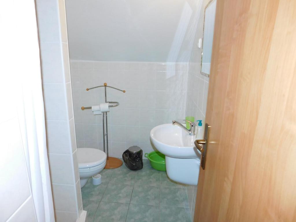 Koupelna v ubytování Apartmany Tania