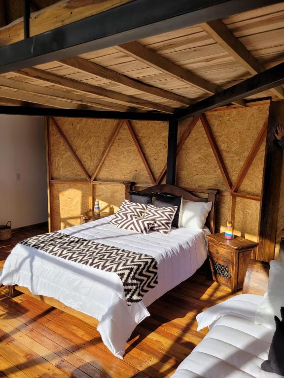 Postel nebo postele na pokoji v ubytování Villa Lore Glamping