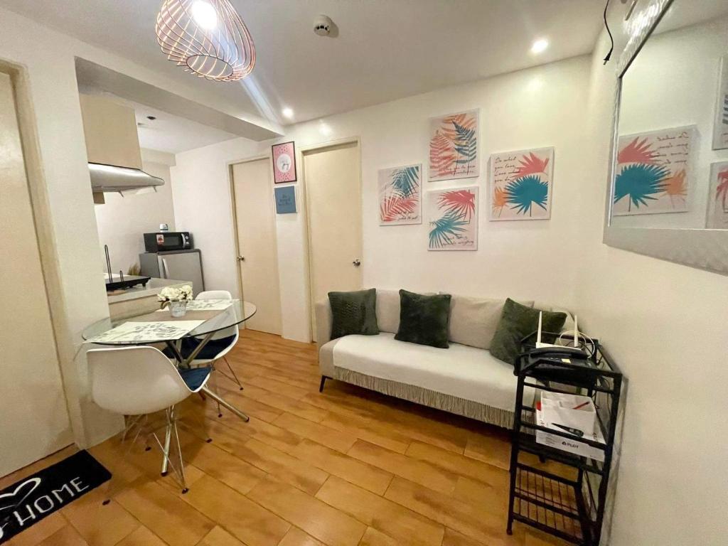 Kuchyň nebo kuchyňský kout v ubytování Noelz Staycation