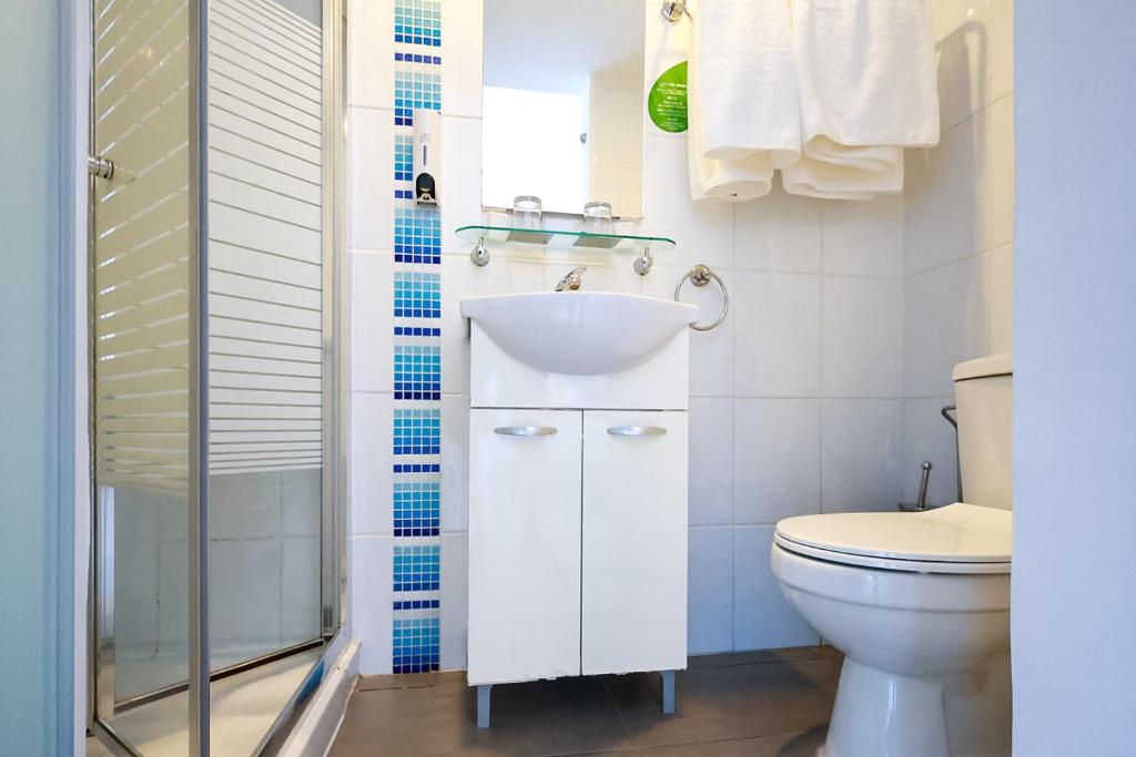 Koupelna v ubytování Mikes Kanarium City Hotel