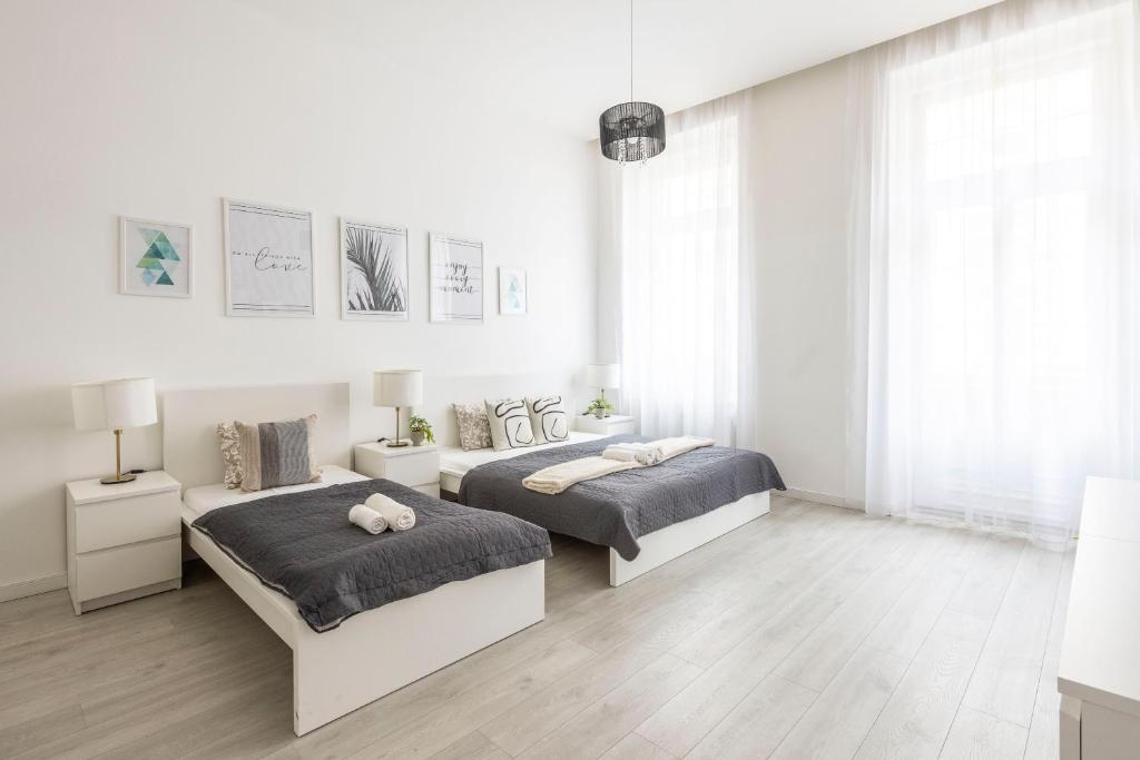 Exclusive Downtown Dream Home by Prestige Gallery 1055 Budapest, Szent István körút 15 kép - 1