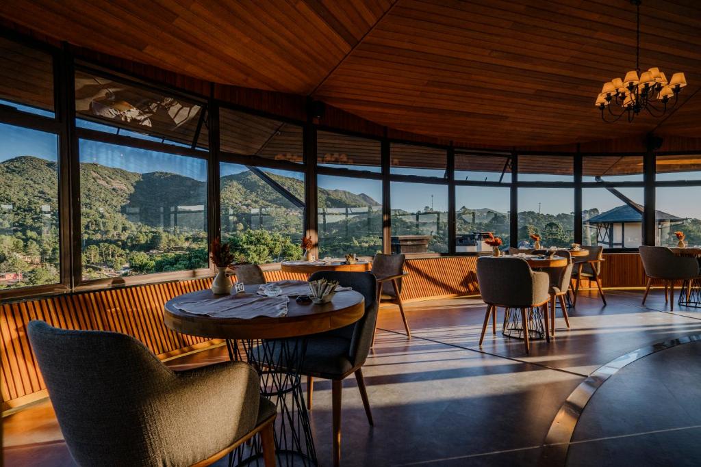Mejores Hoteles en Monteverde, Costa Rica 586330498