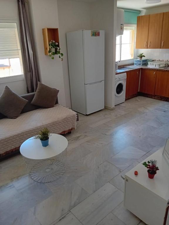 A kitchen or kitchenette at Apartamento Sostoa 1