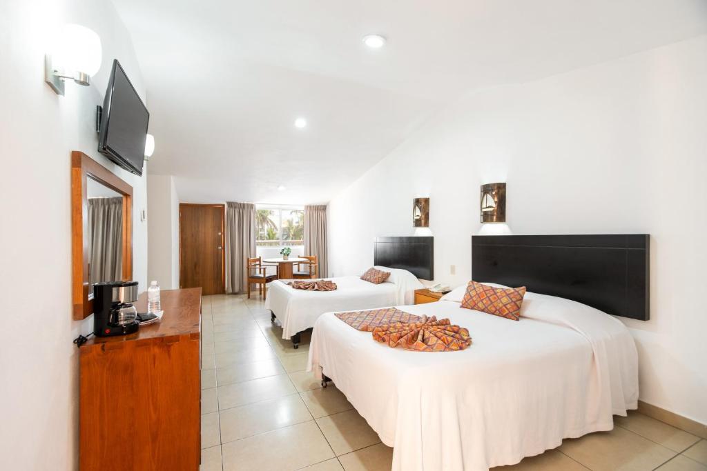 Costa de Oro Beach Hotel - 标准双房间与花园景观