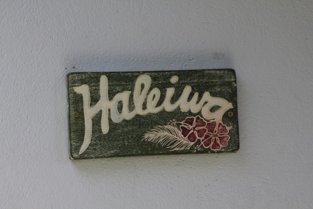 Certifikát, hodnocení, plakát nebo jiný dokument vystavený v ubytování Pipa Hawaii Suites