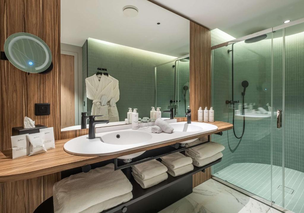 Radisson Hotel Reims - Resim 13