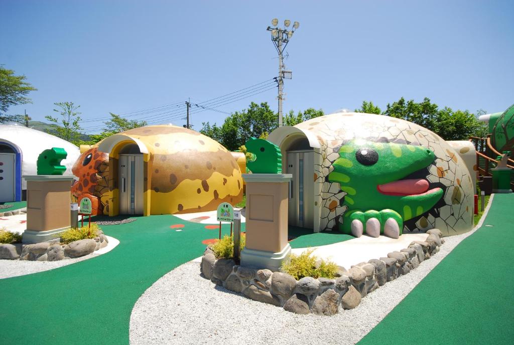 Aso Farm Land - Twin Room With Dinosaur Theme - Dream Zone