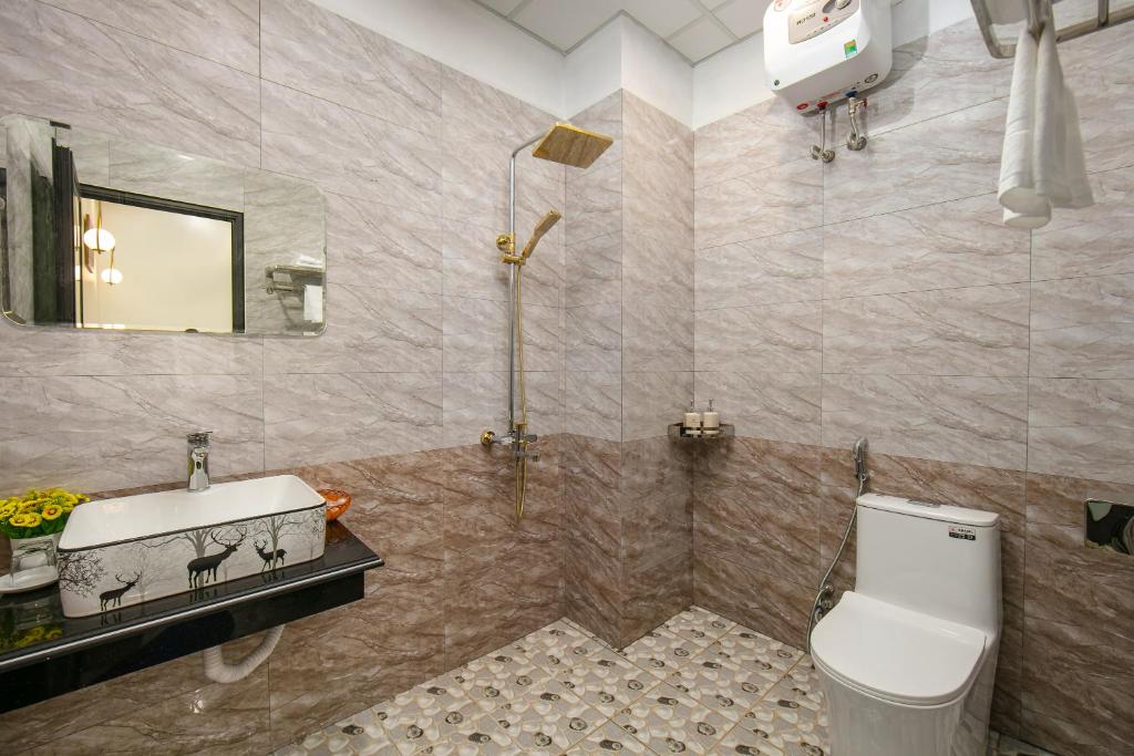 Koupelna v ubytování Hanoi Airport Inn & Suites