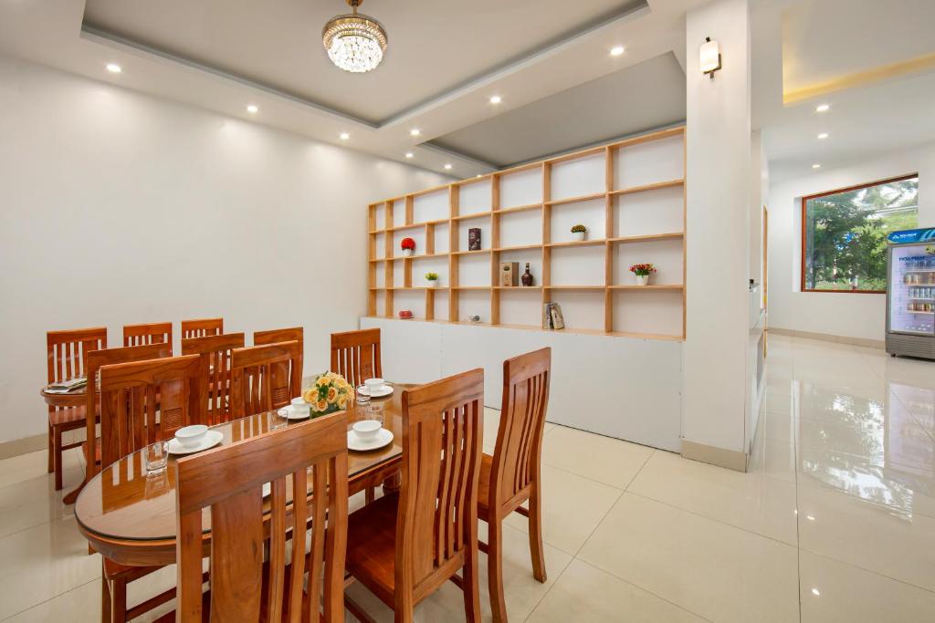 Posezení v ubytování Hanoi Airport Inn & Suites