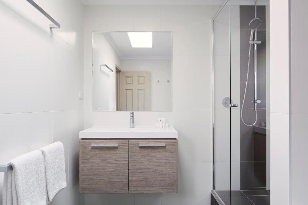 Pinnacle Apartments - Resim 3