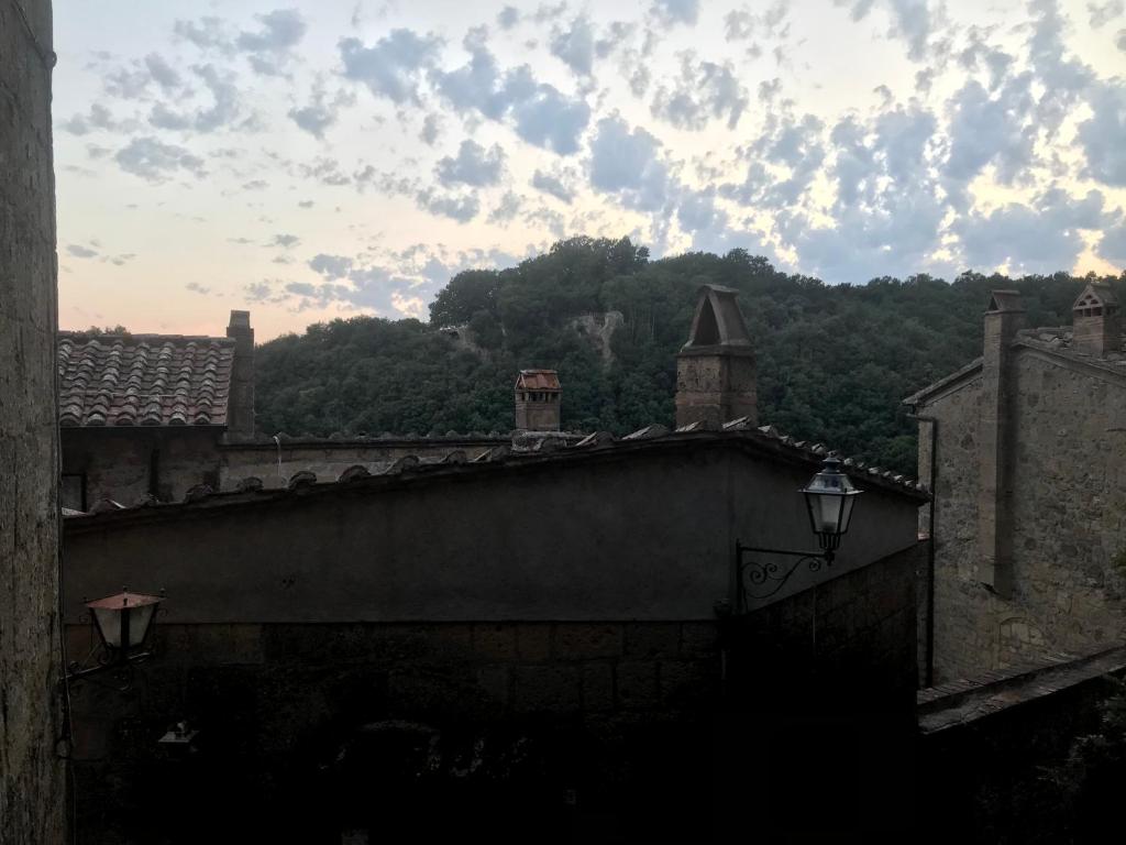 Nespecifikovaný výhled na hory nebo výhled na hory při pohledu z apartmánu