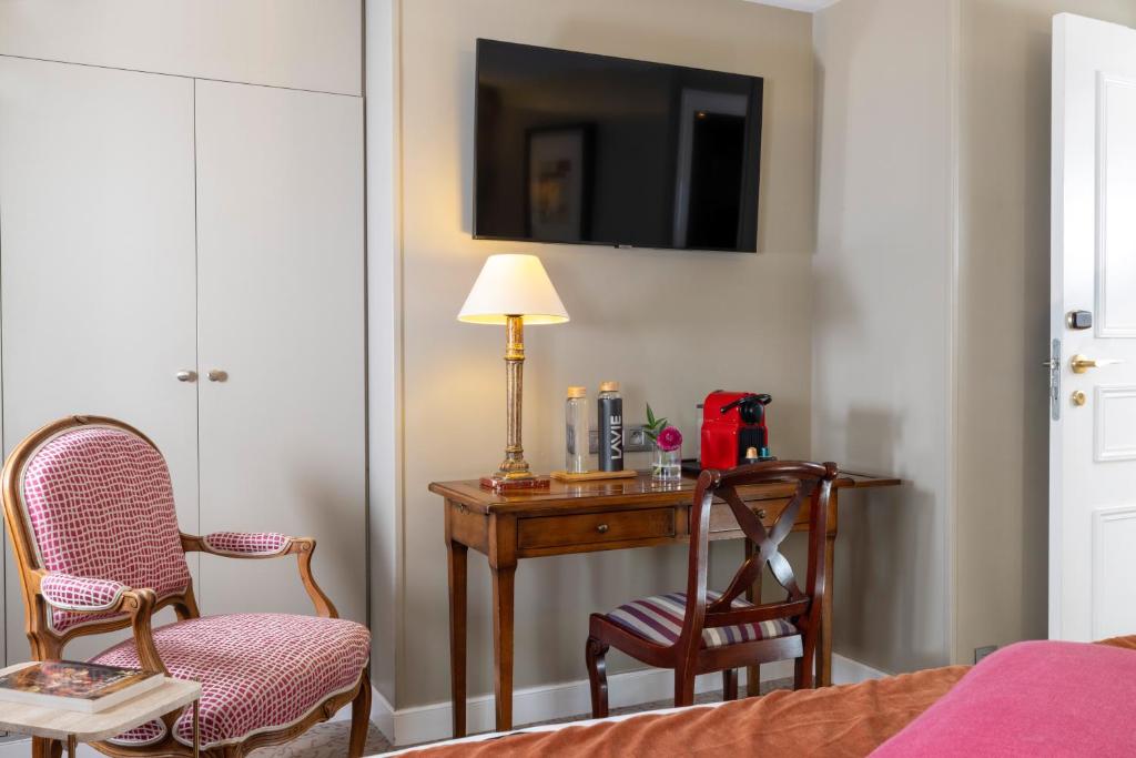 Hôtel Le Relais des Halles - 12