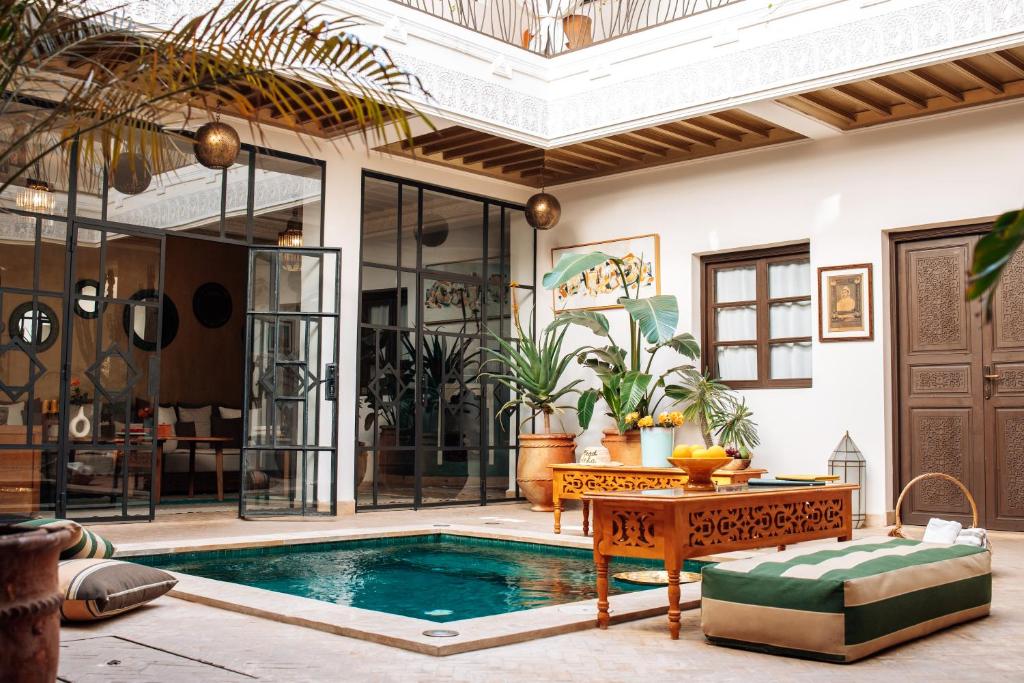 Bazén v ubytování Riad Deha & Spa nebo v jeho okolí