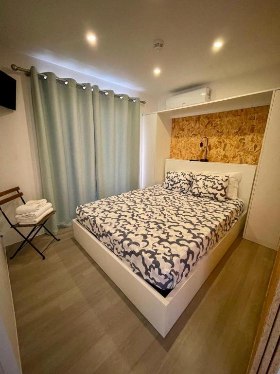 Postel nebo postele na pokoji v ubytování 818 Centro Náutico Bungalows