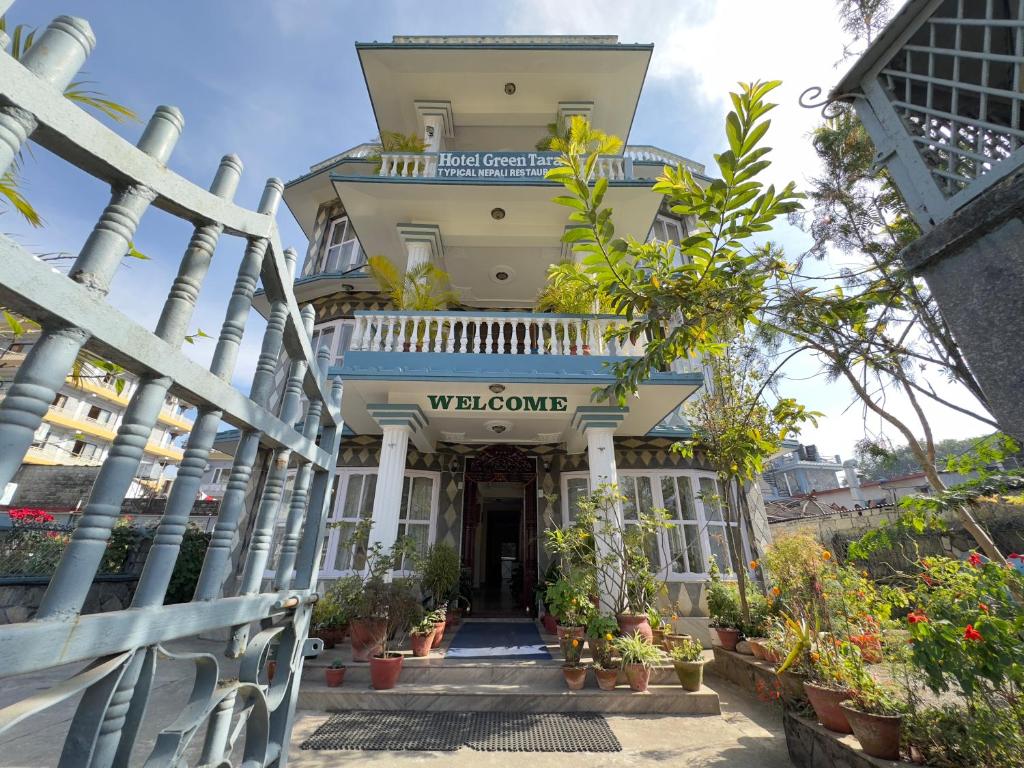 Zgradba, v kateri se nahaja hotel