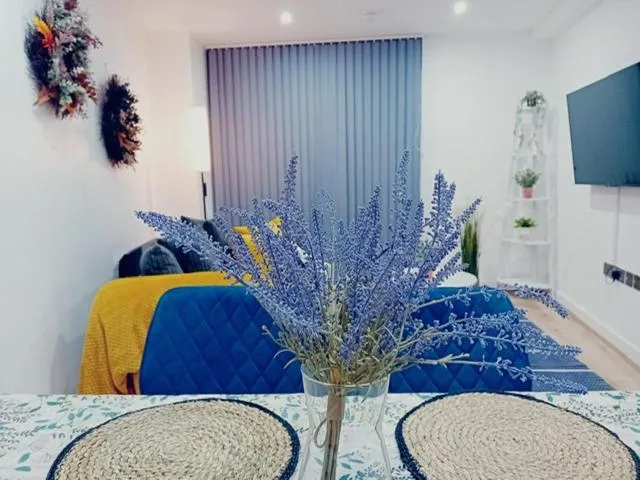 City Centre Apartments, Free Parking - Quality City