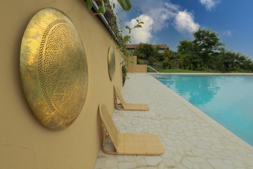 Bazén v ubytování Luce Boutique Hotel nebo v jeho okolí