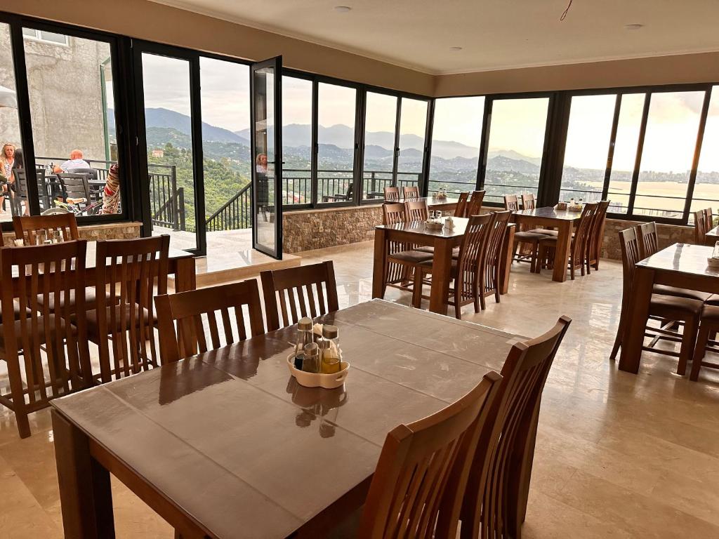 Restaurace v ubytování Green Cape Tower
