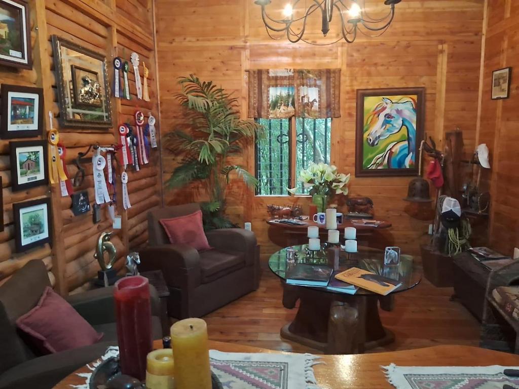 Χώρος καθιστικού στο Hermosa Quinta en la Montaña - Quinta Beatriz