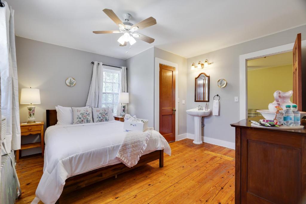 The Narrowsburg Inn - Housity