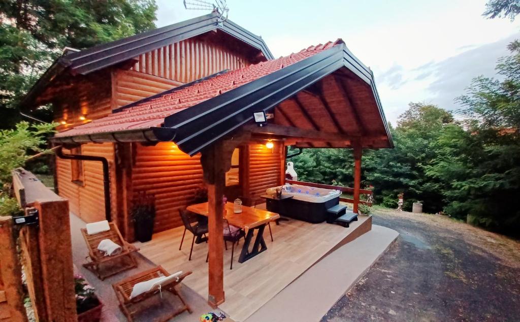Billede fra billedgalleriet på Love Cottage Spa i Velika Gorica