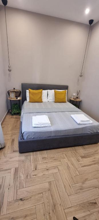 Masaniello Apartment - Large Double Room