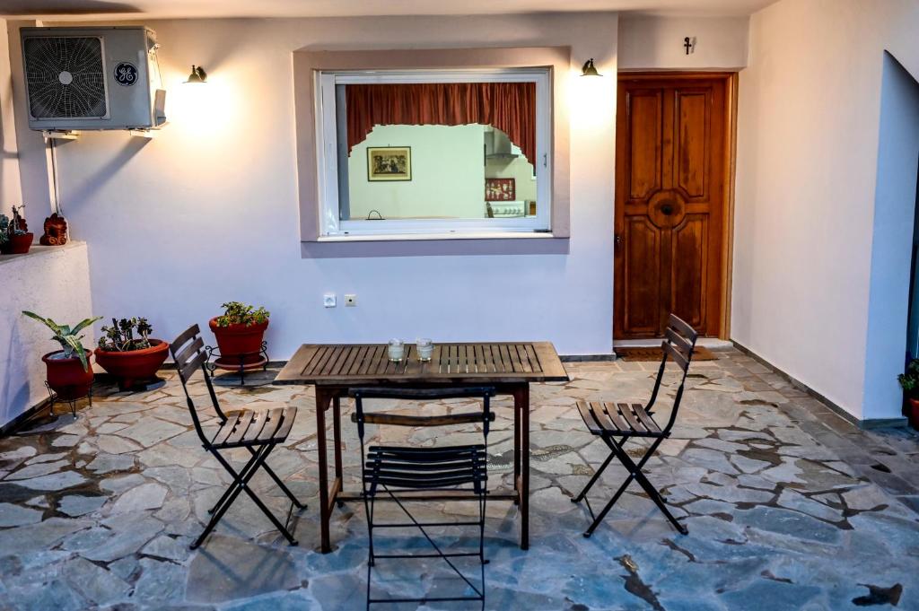 Foto dalla galleria di morfo's sunset a Sounio