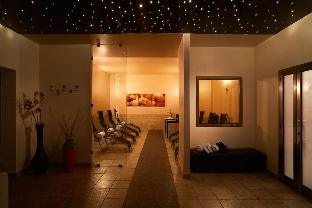 Hotel Relax — photo 68