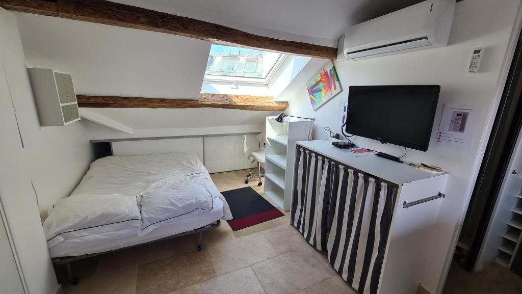 Appartement Cœur de Paris avec vue sur les toits - 16