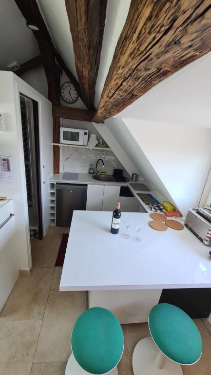 Appartement Cœur de Paris avec vue sur les toits - 17