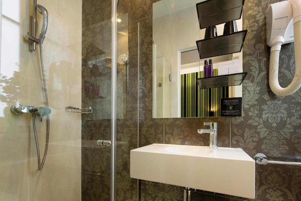 Hotel Design Sorbonne - Resim 38