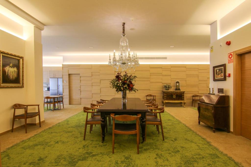 Posedenie v ubytovaní Hotel Cal Piteu