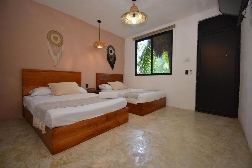 Casa Delia Hotel Downtown - Habitación Cuádruple Con Baño Privado