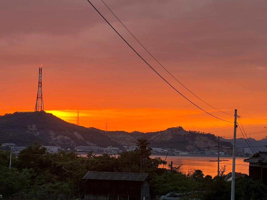 ゲストハウスの近くで見られる自然の景観