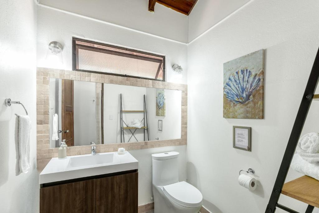 Ванная комната в Angels Sol Villa Hermosa 2b2b European Villa