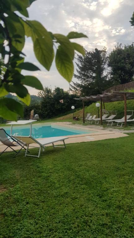 Bazén v ubytování Casa Galla nebo v jeho okolí